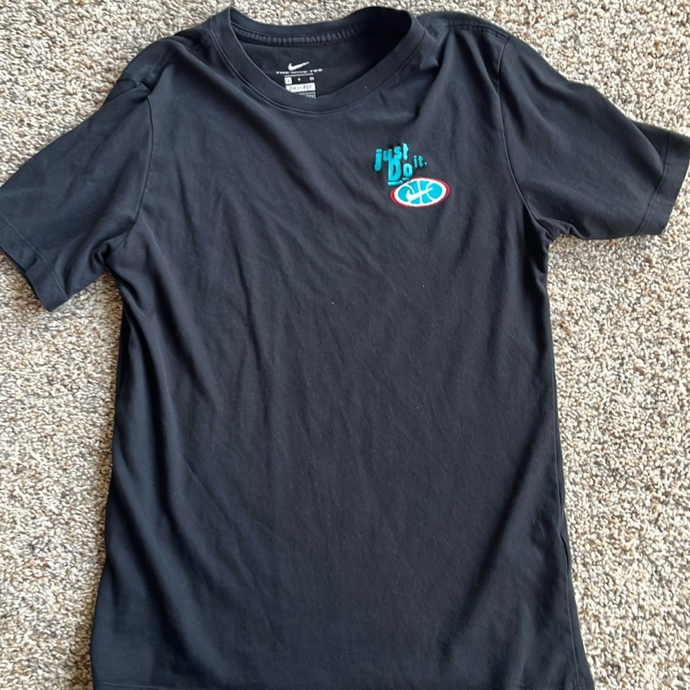 Nike shirt